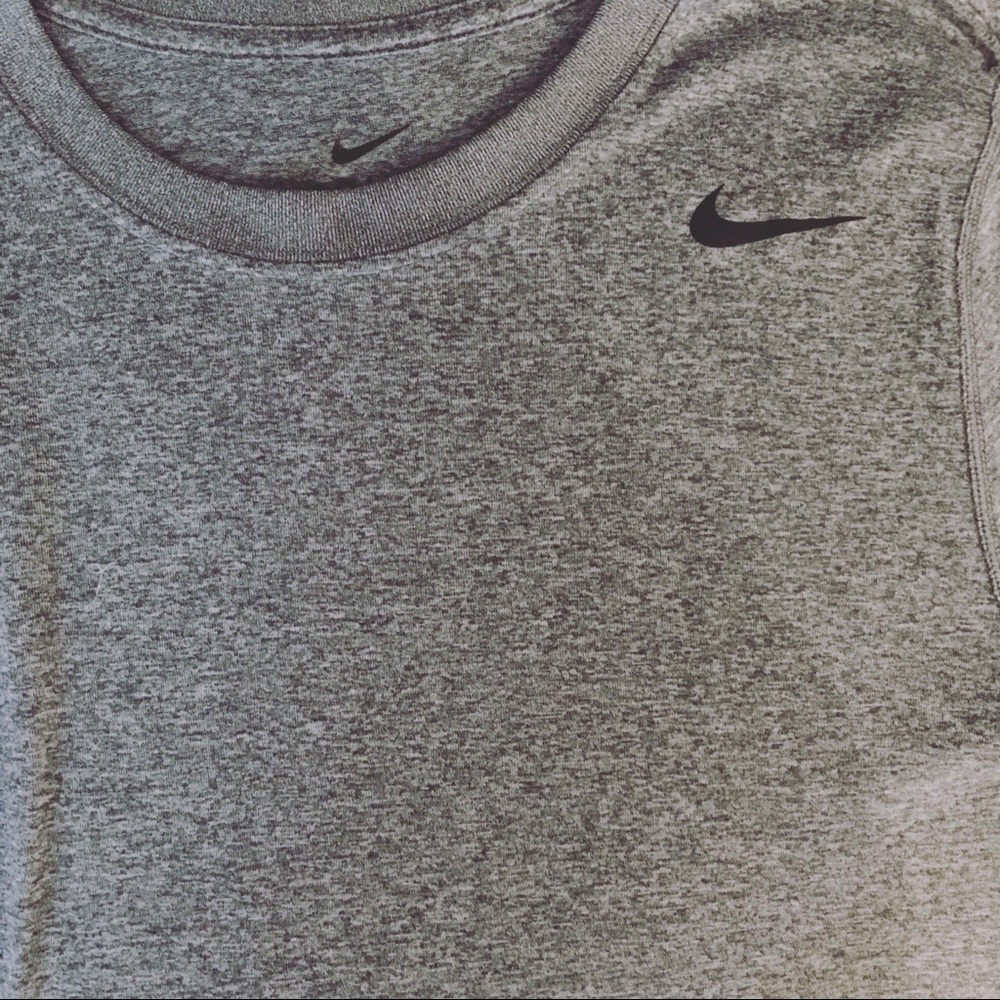Men’s Long Sleeve Dri Fit Nike Tee Small